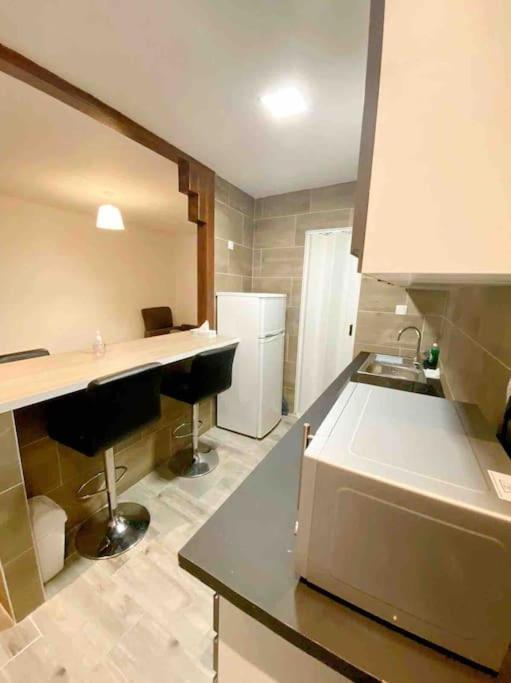 ✭✭✭ Appartement Chaleureux Proche Paris ✭✭✭ Rosny-sous-Bois Eksteriør bilde